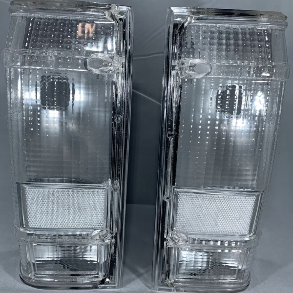 IPCW 84-90 Ford Bronco II 83-92 Ford Ranger Tail Lamps Crystal Clear CWT-CE507C